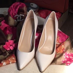 Stunning pair of Coach , Vonna Semi Matte Calf, color Chalk, 7M EUC!